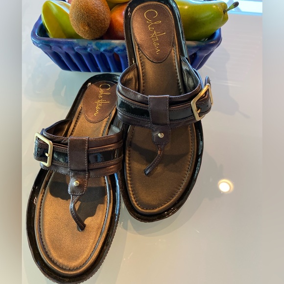 Cole Haan Nike Air Shoes - EUC Cole Haan Nike Air Brown Leather and Patent Thong Sandals, 7.5